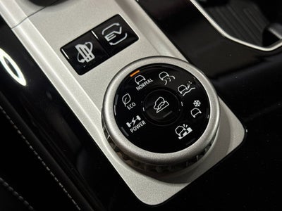 2026 Mitsubishi Outlander PHEV SEL