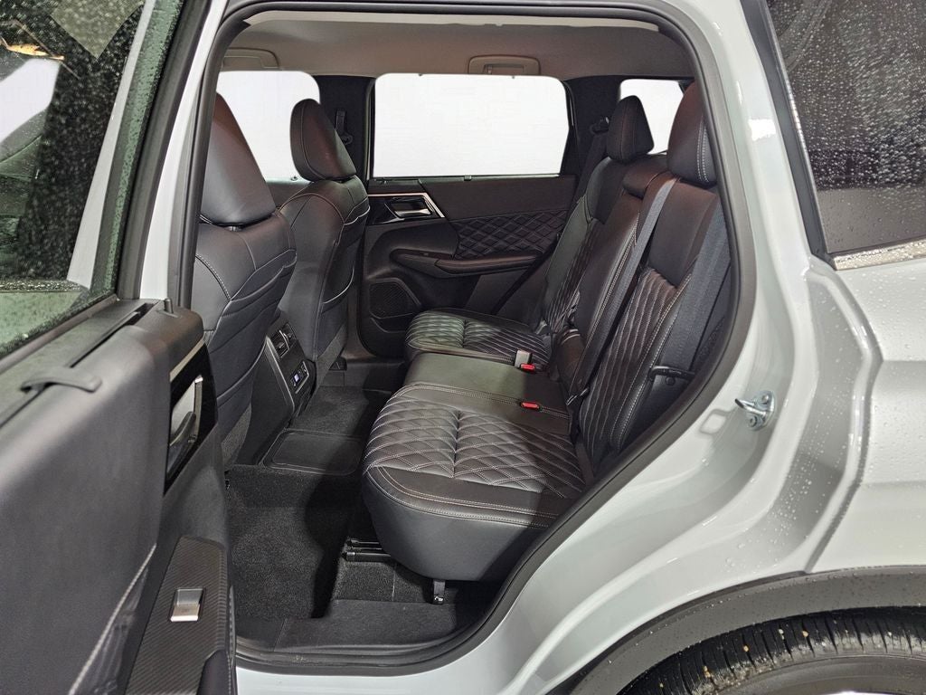 2024 Mitsubishi Outlander PHEV SEL