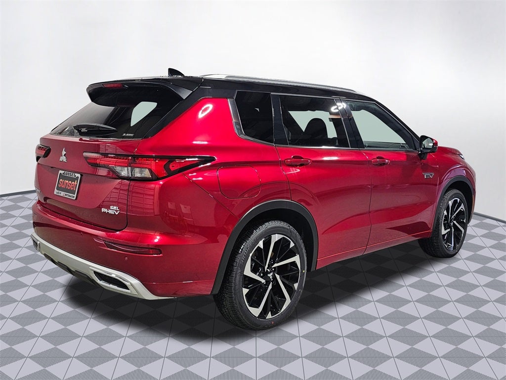 2025 Mitsubishi Outlander PHEV SEL