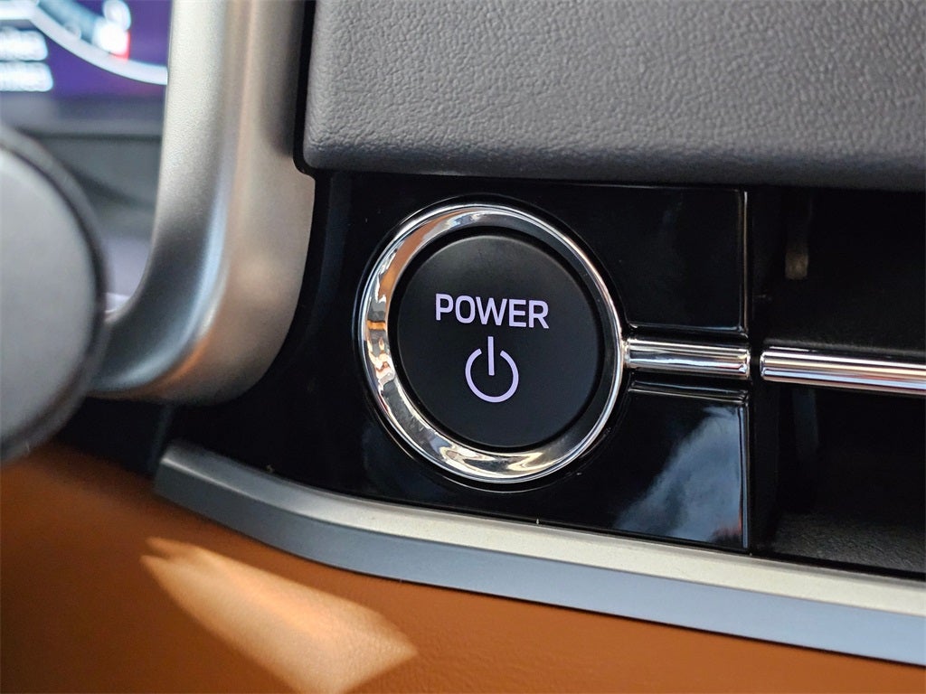 2025 Mitsubishi Outlander PHEV SEL