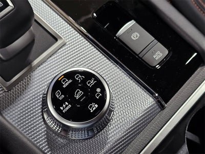 2025 Mitsubishi Outlander PHEV SEL