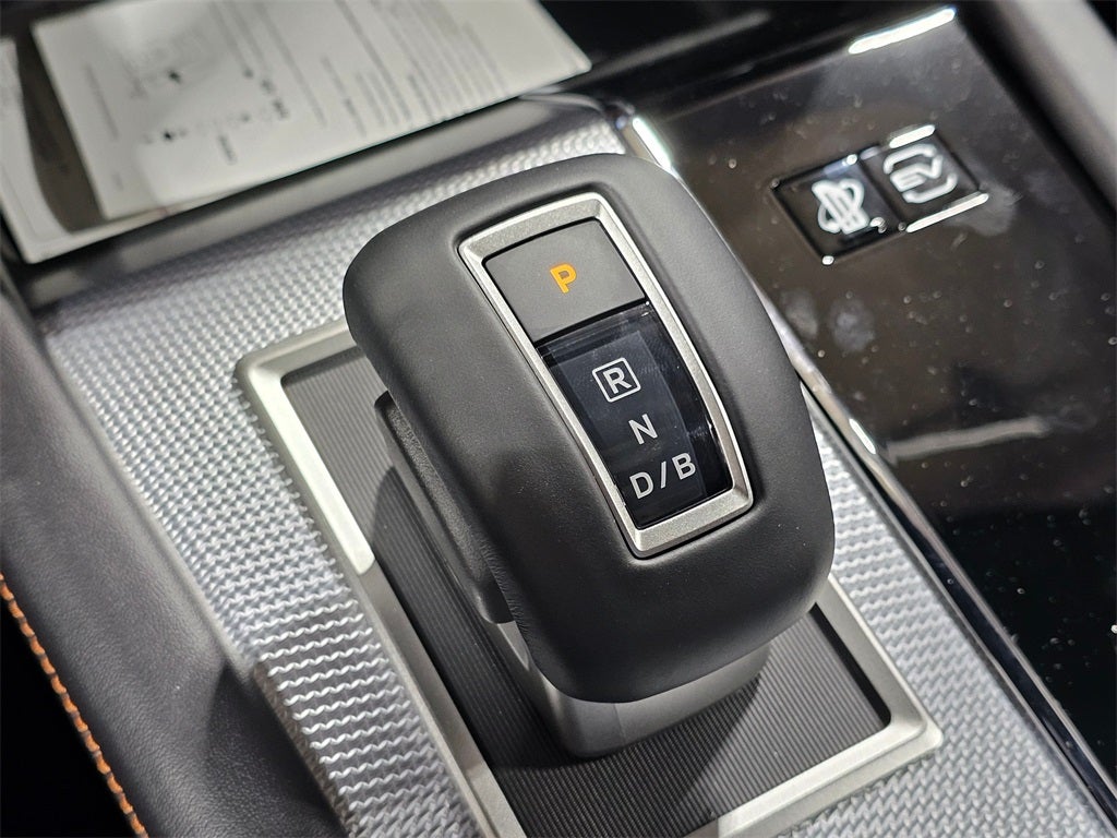 2025 Mitsubishi Outlander PHEV SEL