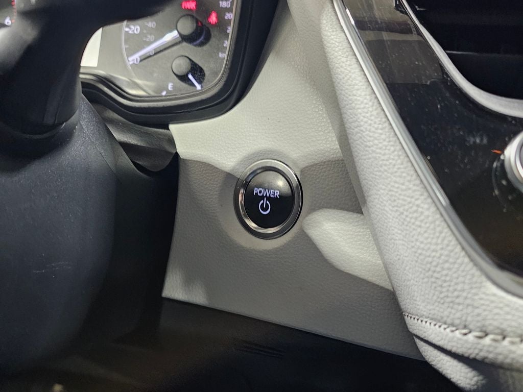 2025 Toyota Corolla Hybrid SE