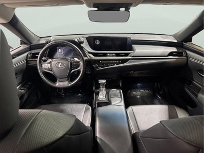 2019 Lexus ES 300h