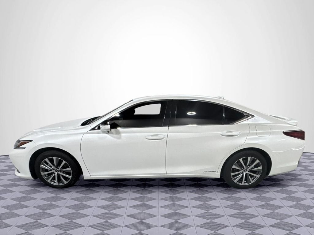 2019 Lexus ES 300h