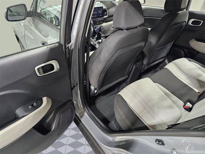 2022 Hyundai Venue SEL