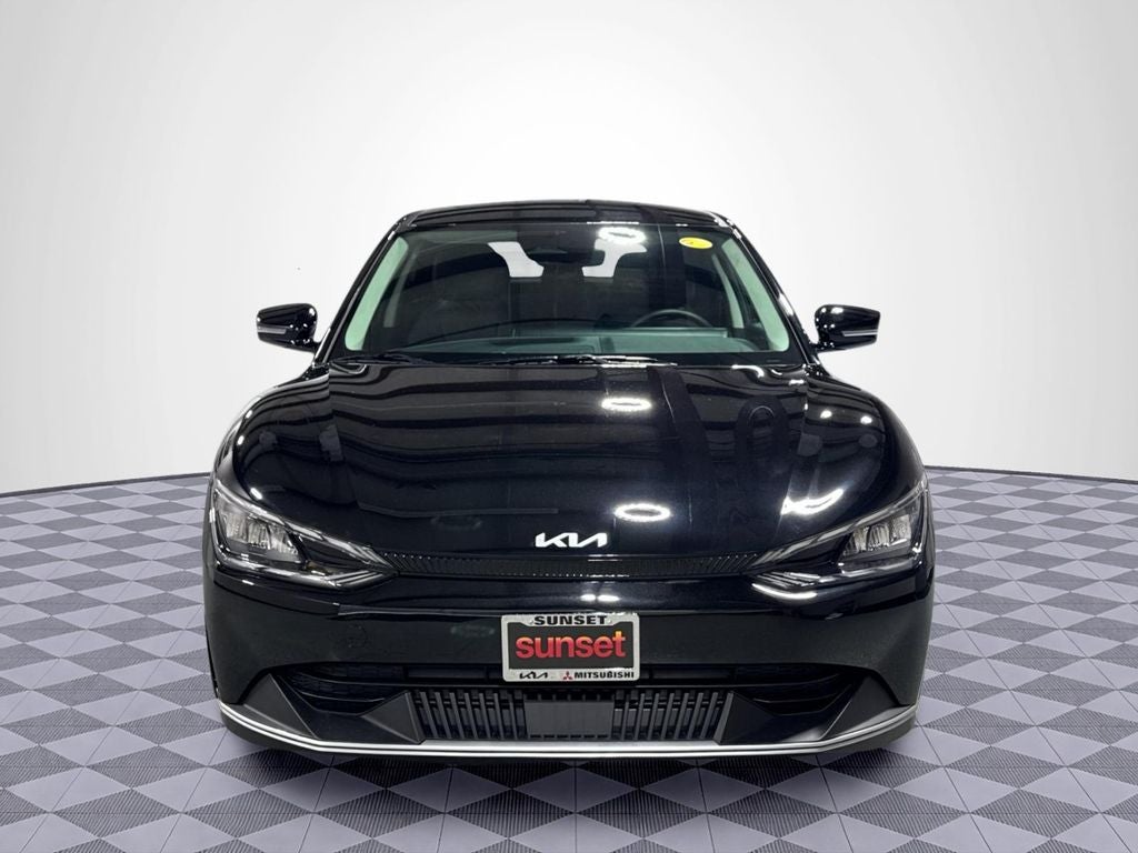 2024 Kia EV6 Light