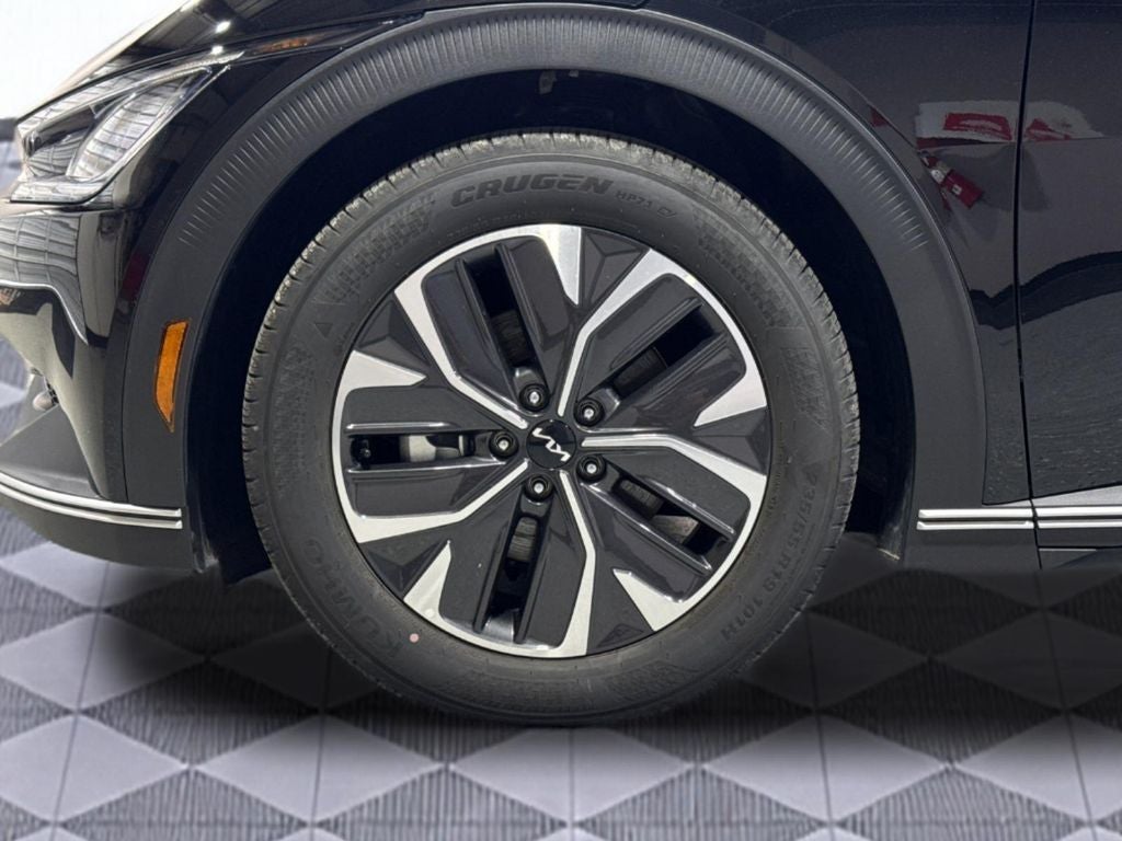 2024 Kia EV6 Light