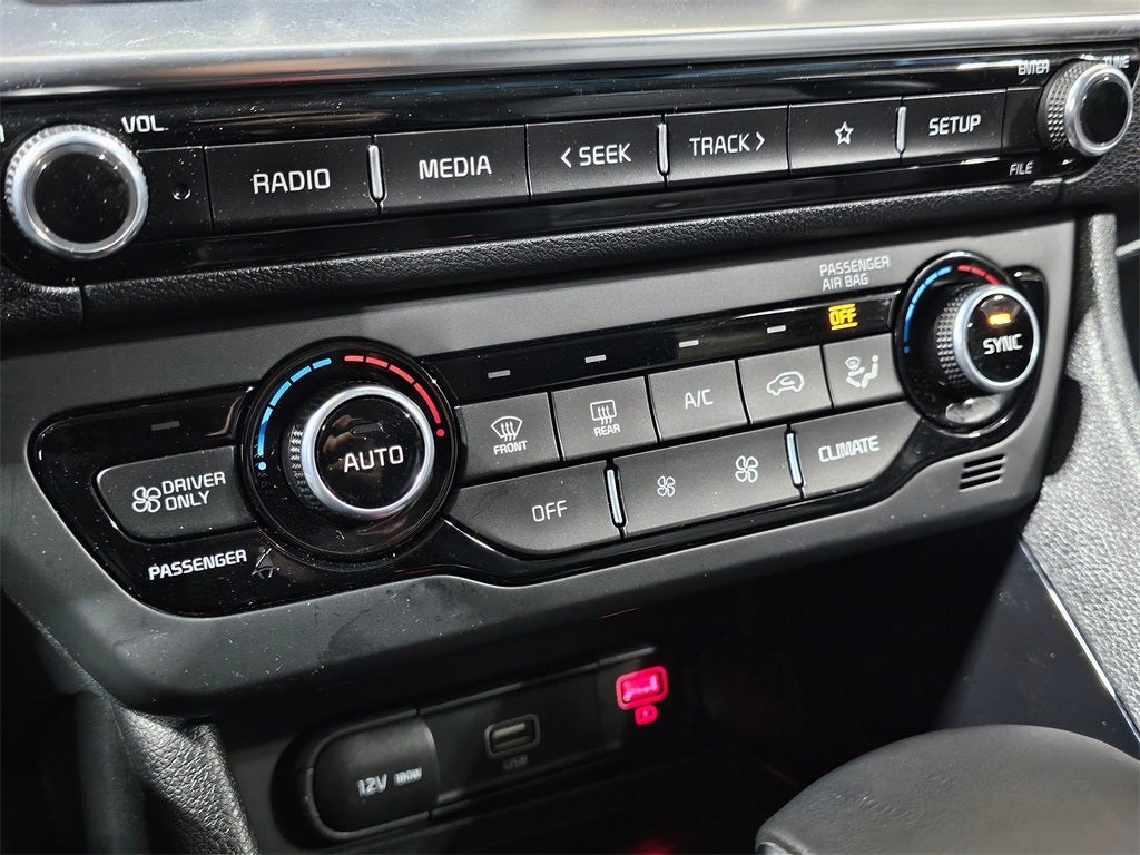 2022 Kia Niro Plug-In Hybrid EX