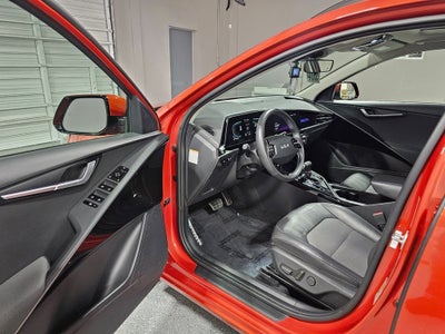 2023 Kia Niro EX Touring