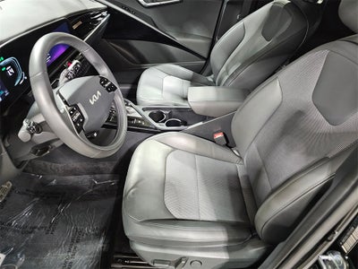 2024 Kia Niro EX Touring