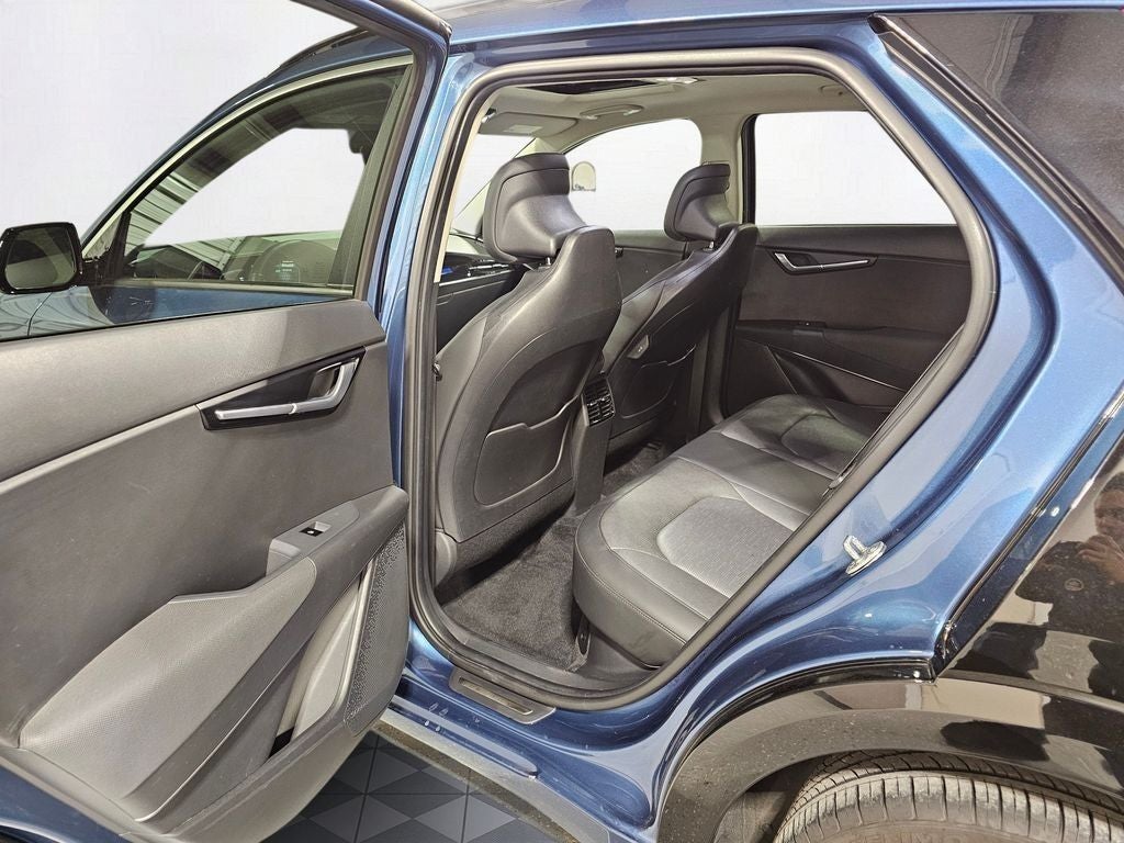 2024 Kia Niro SX Touring