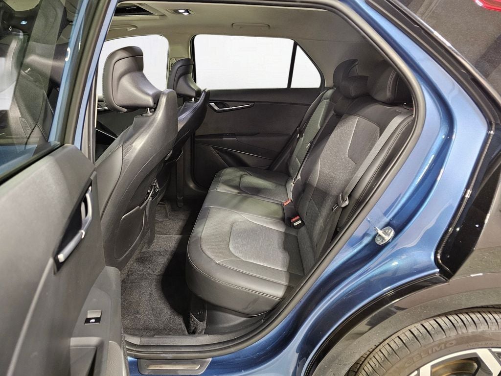 2024 Kia Niro SX Touring