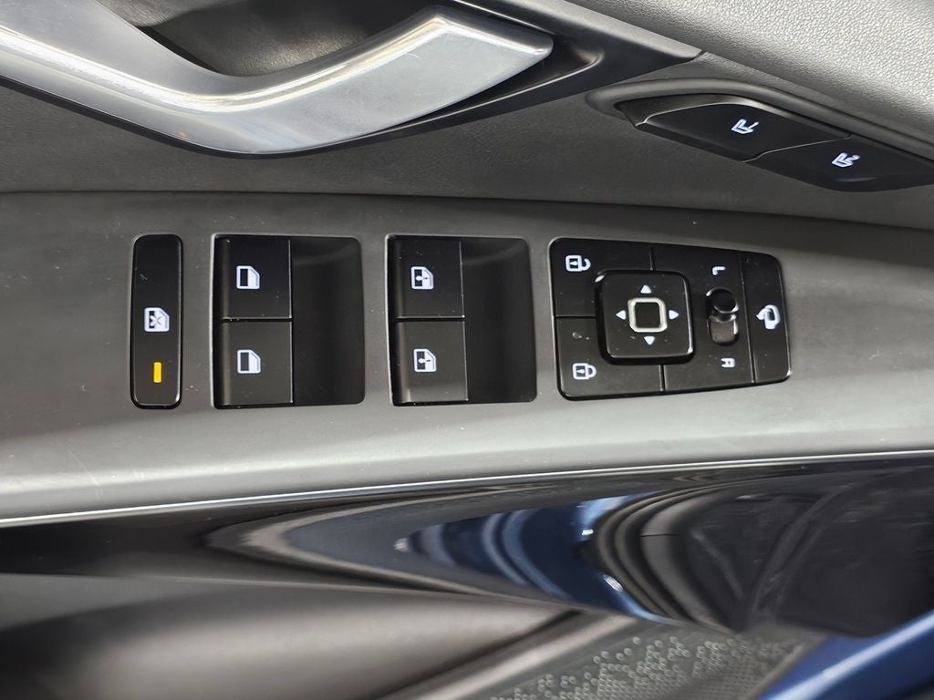 2024 Kia Niro SX Touring