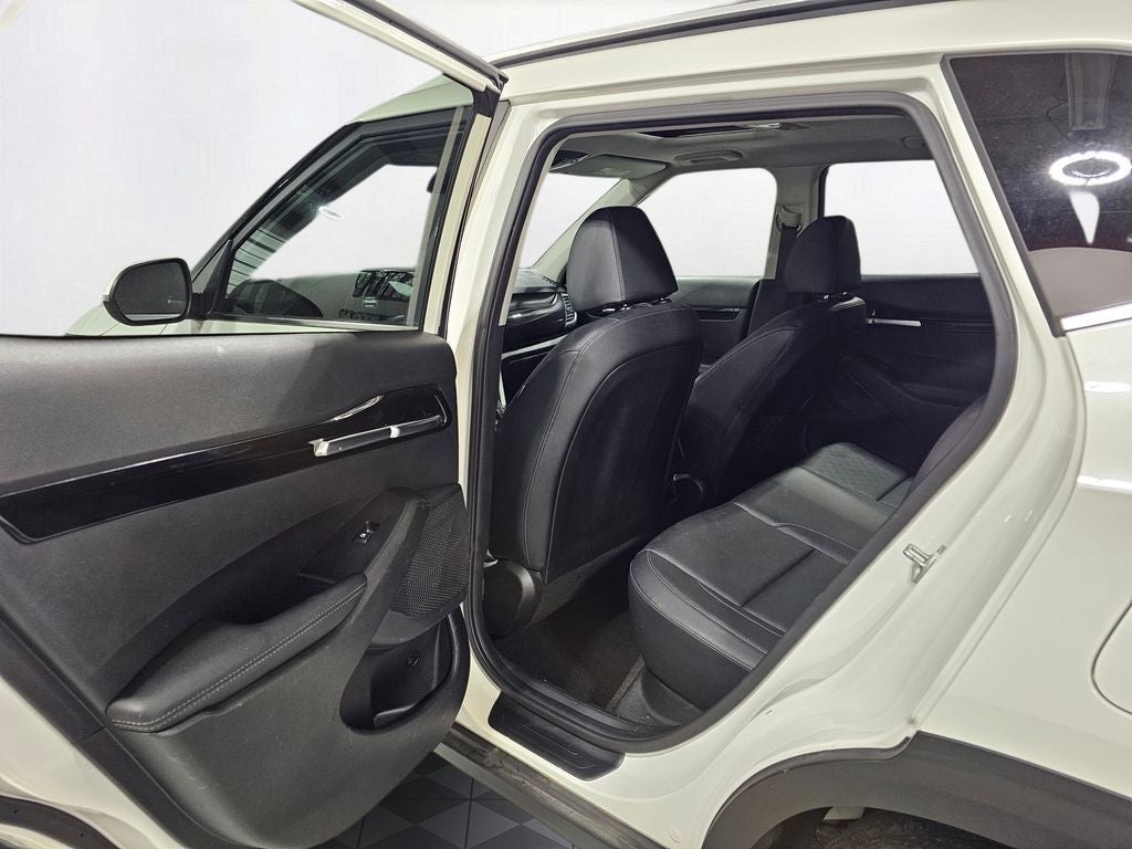 2023 Kia Seltos EX