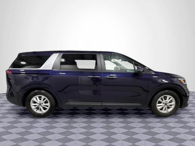 2022 Kia Carnival LXS