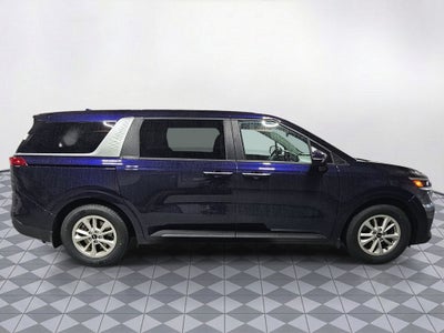 2022 Kia Carnival LX
