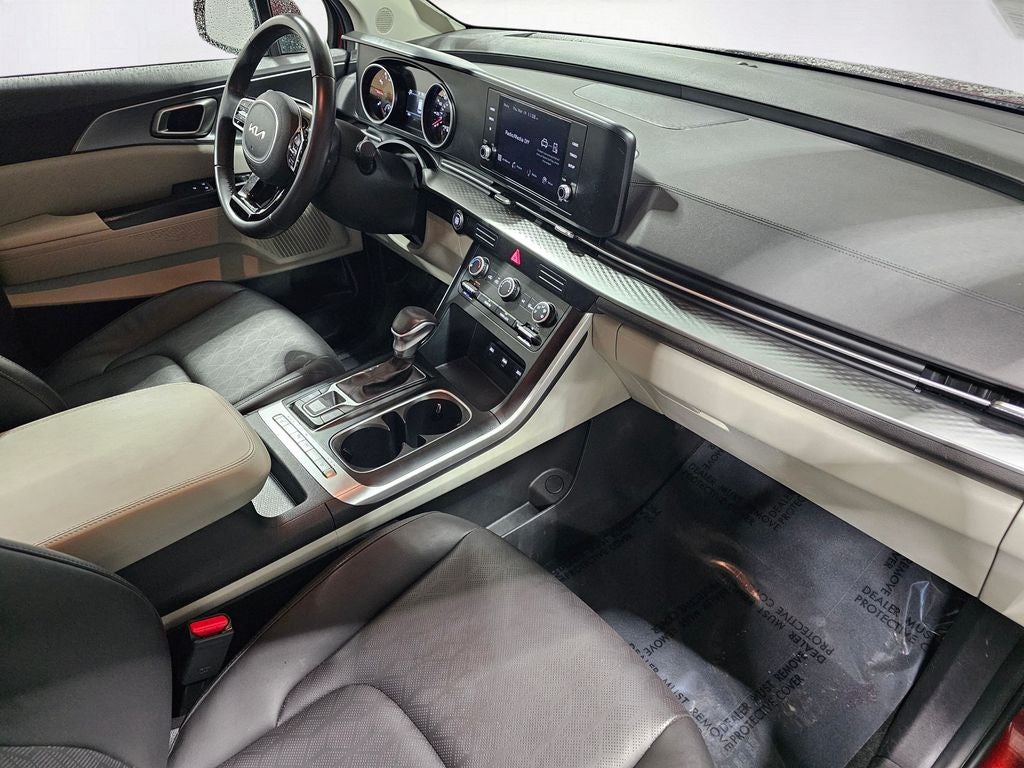 2024 Kia Carnival LX
