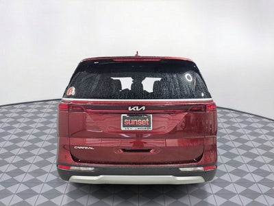 2024 Kia Carnival LX