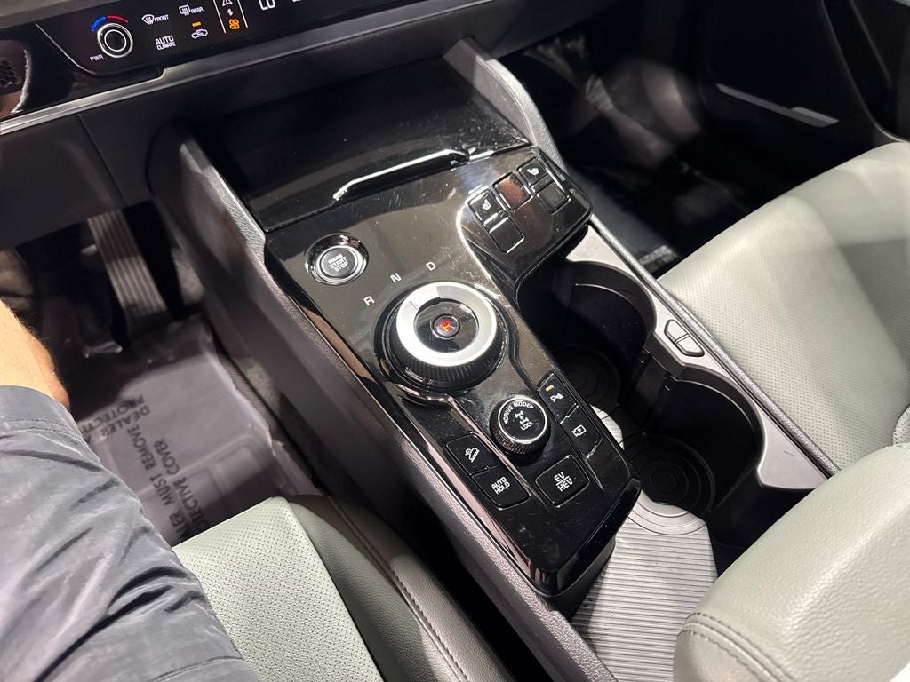 2024 Kia Sportage Plug-In Hybrid X-Line
