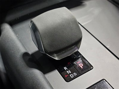 2024 Land Rover Discovery S