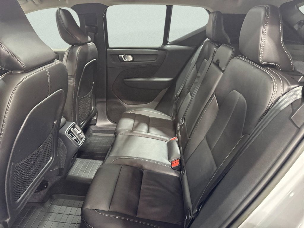 2022 Volvo XC40 T5 Inscription
